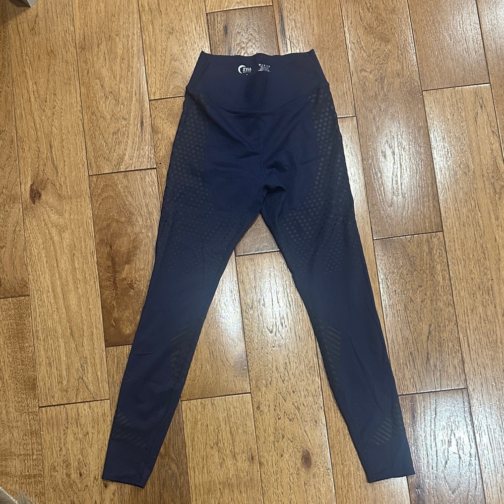 Women’s Zyia Navy Leggings